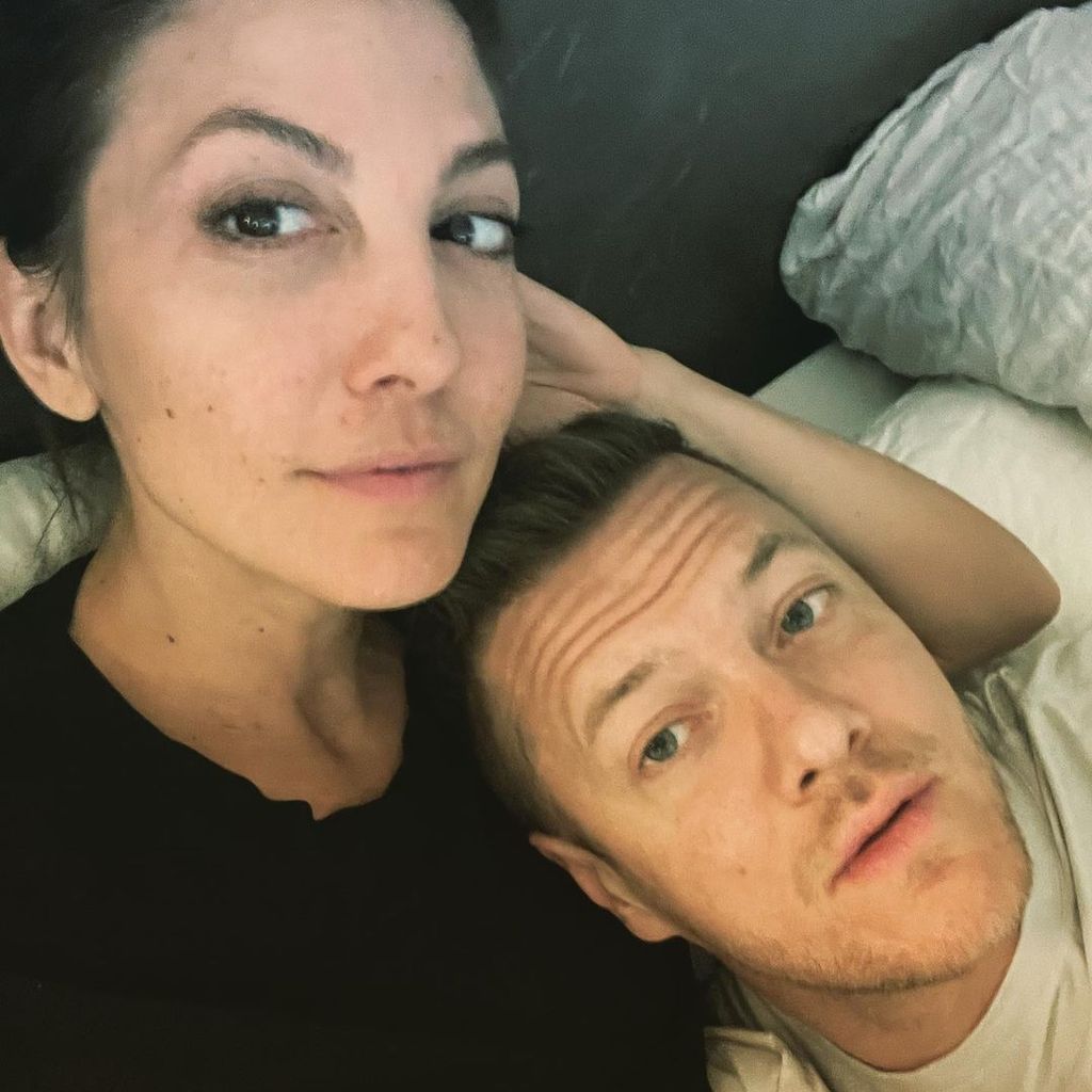Aja Volkman und Dan Reynolds im Dezember 2021