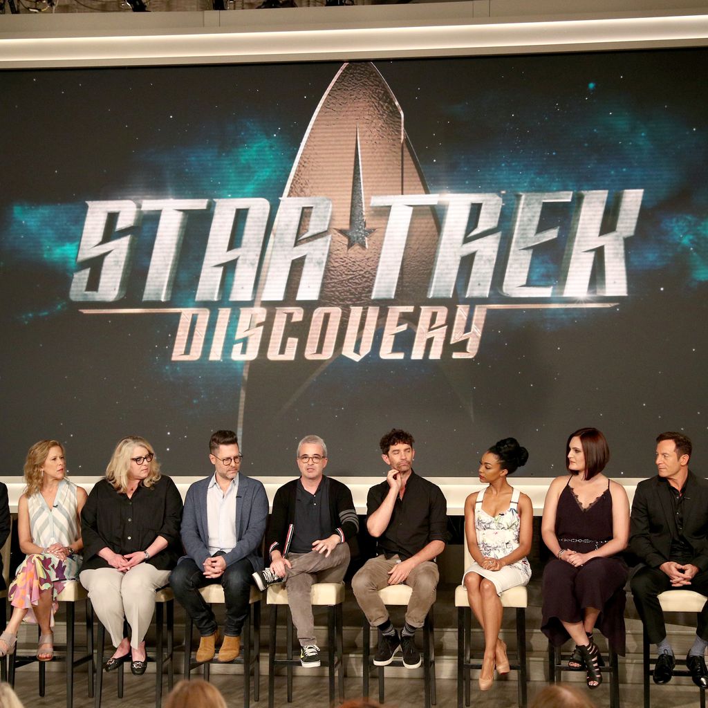 Produzenten und Schaupieler von "Star Trek: Discovery" bei der TCA Summer Tour 2017