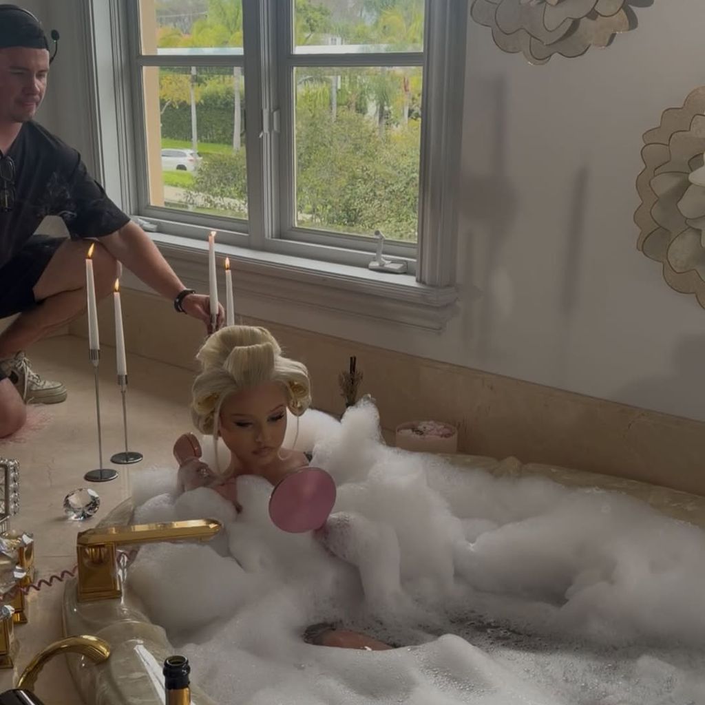 Travis Barkers Tochter Alabama, April 2026