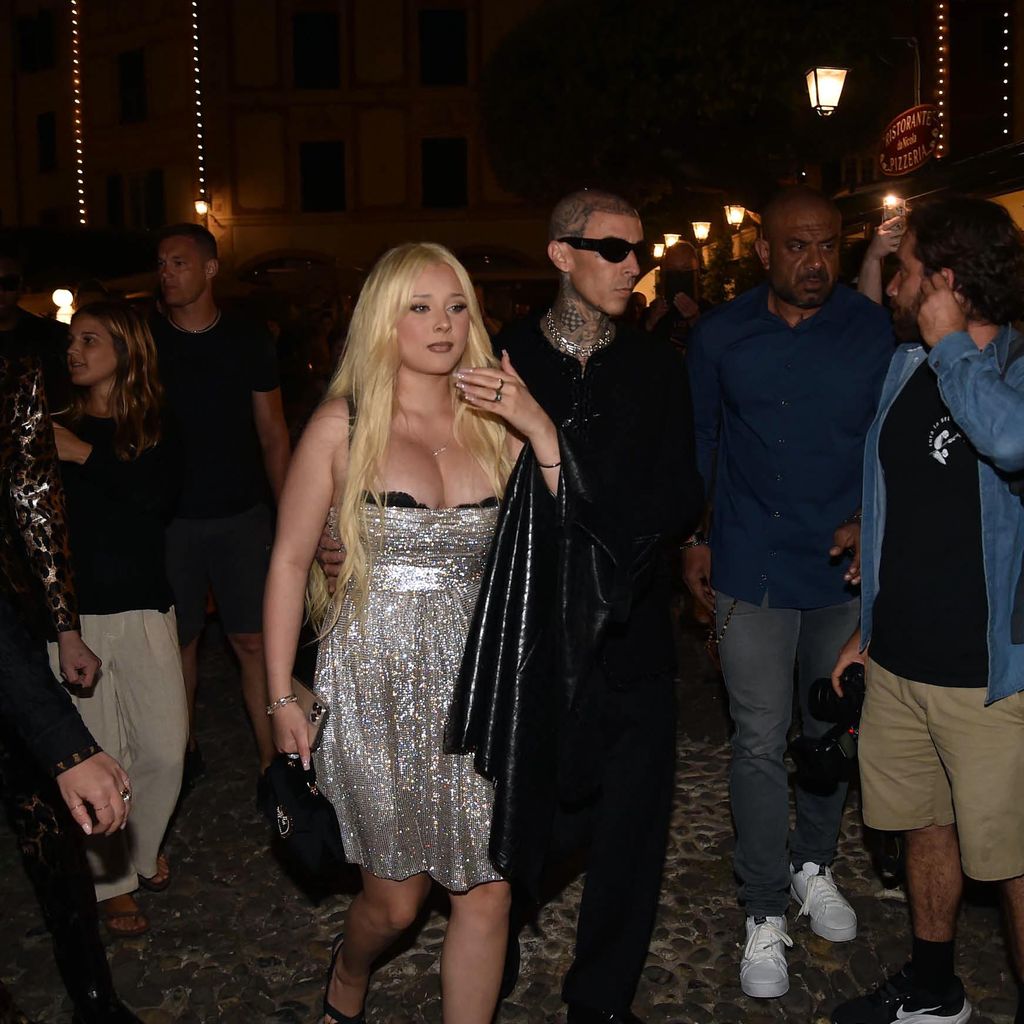 Alabama Luella Barker mit ihrem Vater Travis Barker
