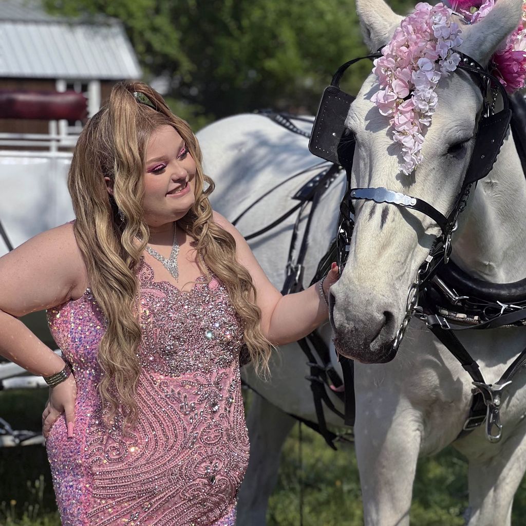 Alana Thompson aka Honey Boo Boo am Tag ihres Abschlussballs