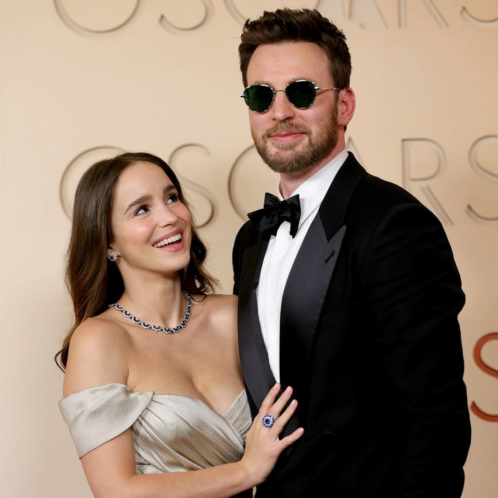 Alba Baptista und Chris Evans bei den 98. Oscars im Dolby Theatre in Hollywood