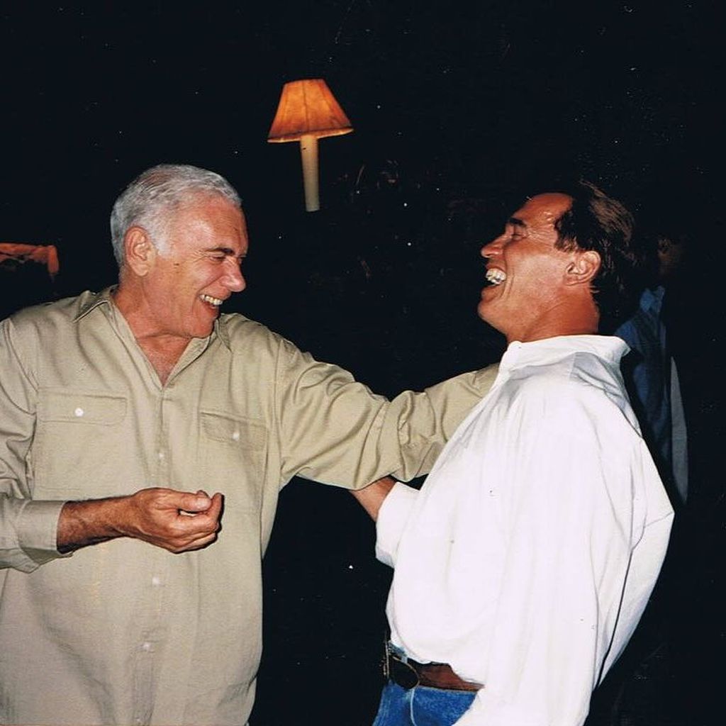 Albert Ruddy, Produzent, mit Arnold Schwarzenegger, Schauspieler