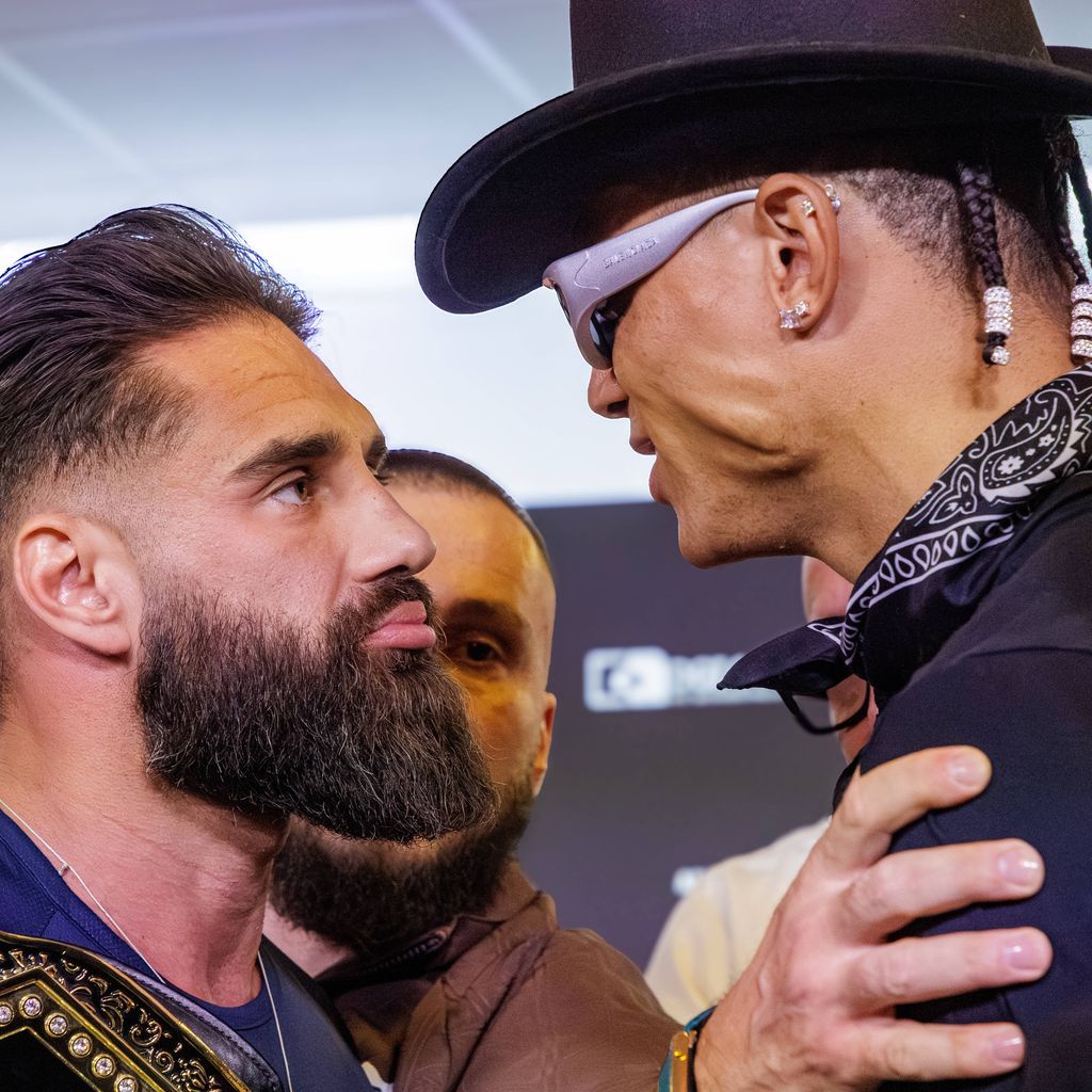 Aleks Petrovic und Chase DeMoor bei der Pressekonferenz zu Fame Fighting in der Ostermann Arena Leverkusen