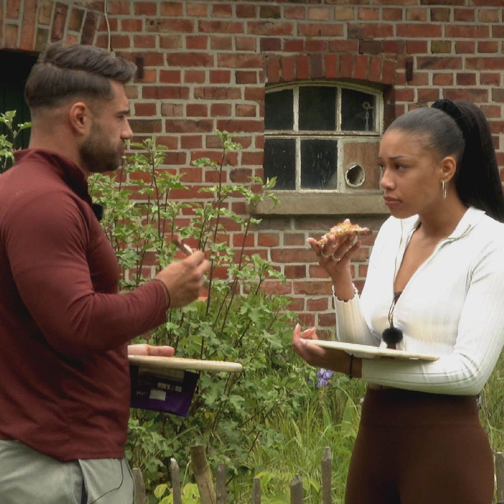 Aleks Petrovic und Vanessa Nwattu bei "Das Sommerhaus der Stars"
