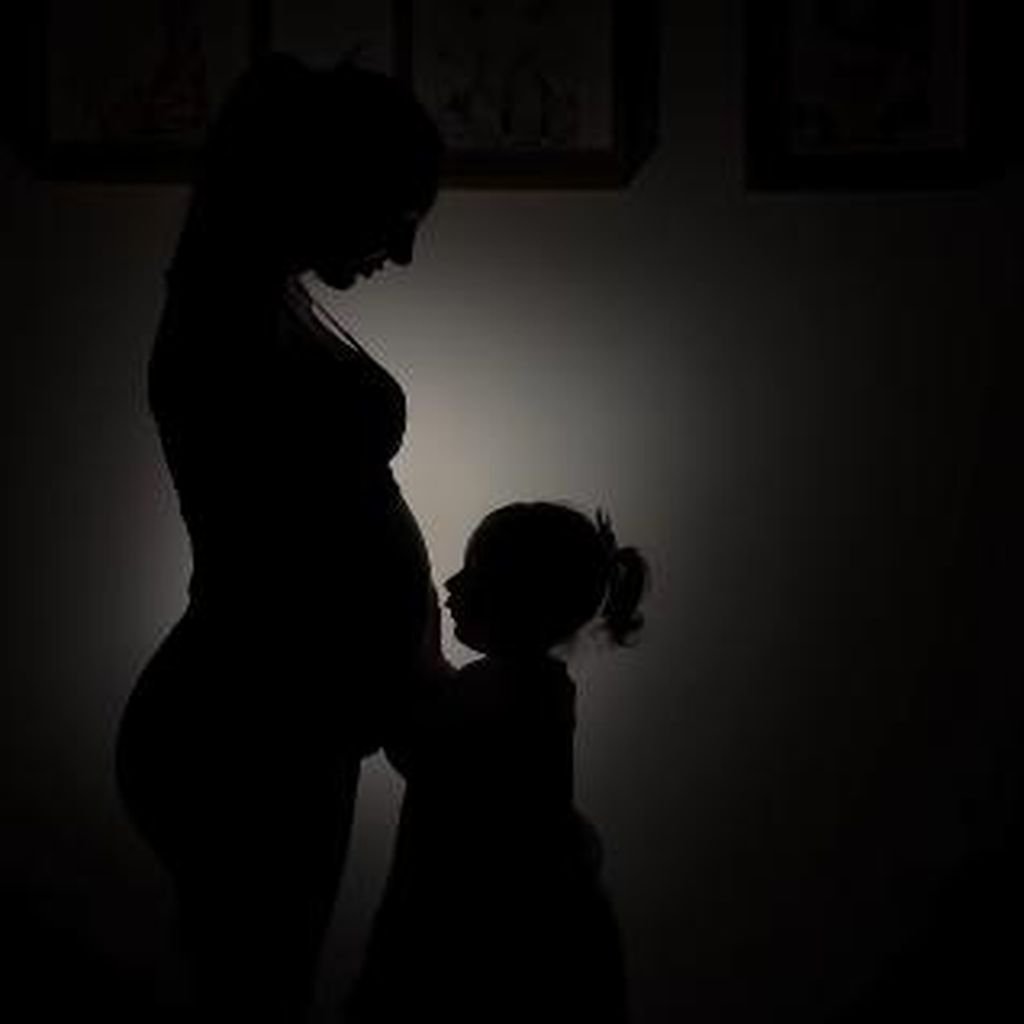 Alessia Herren mit ihrer Tochter Anisa-Amalia, Dezember 2025