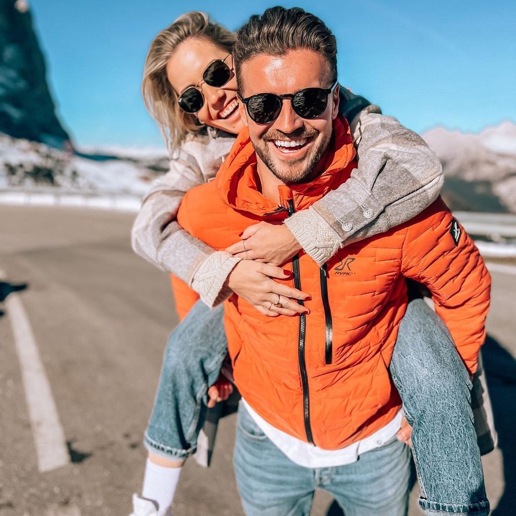 Alex Hindersmann und Laura Papendick, TV-Persönlichkeiten