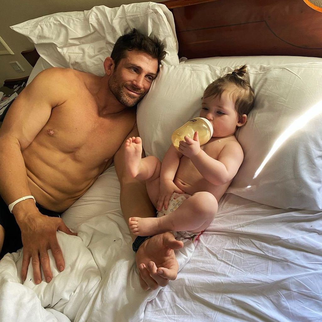Alex Reid mit seiner Tochter Anastasia-Pixie