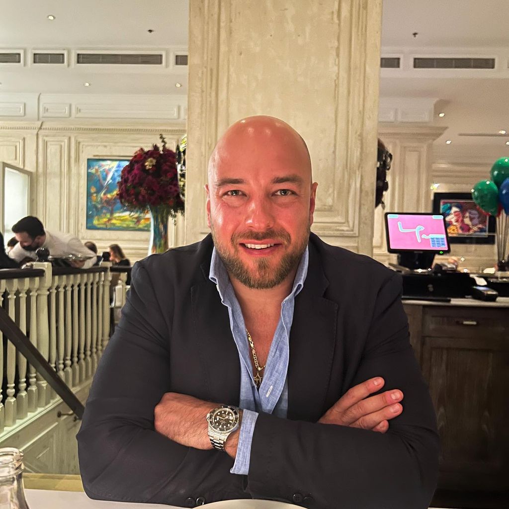 Alexander Beliaikin, Kim Gloss' Ehemann