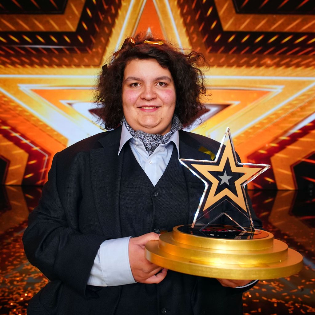Alexander Doghmani, Opernsänger