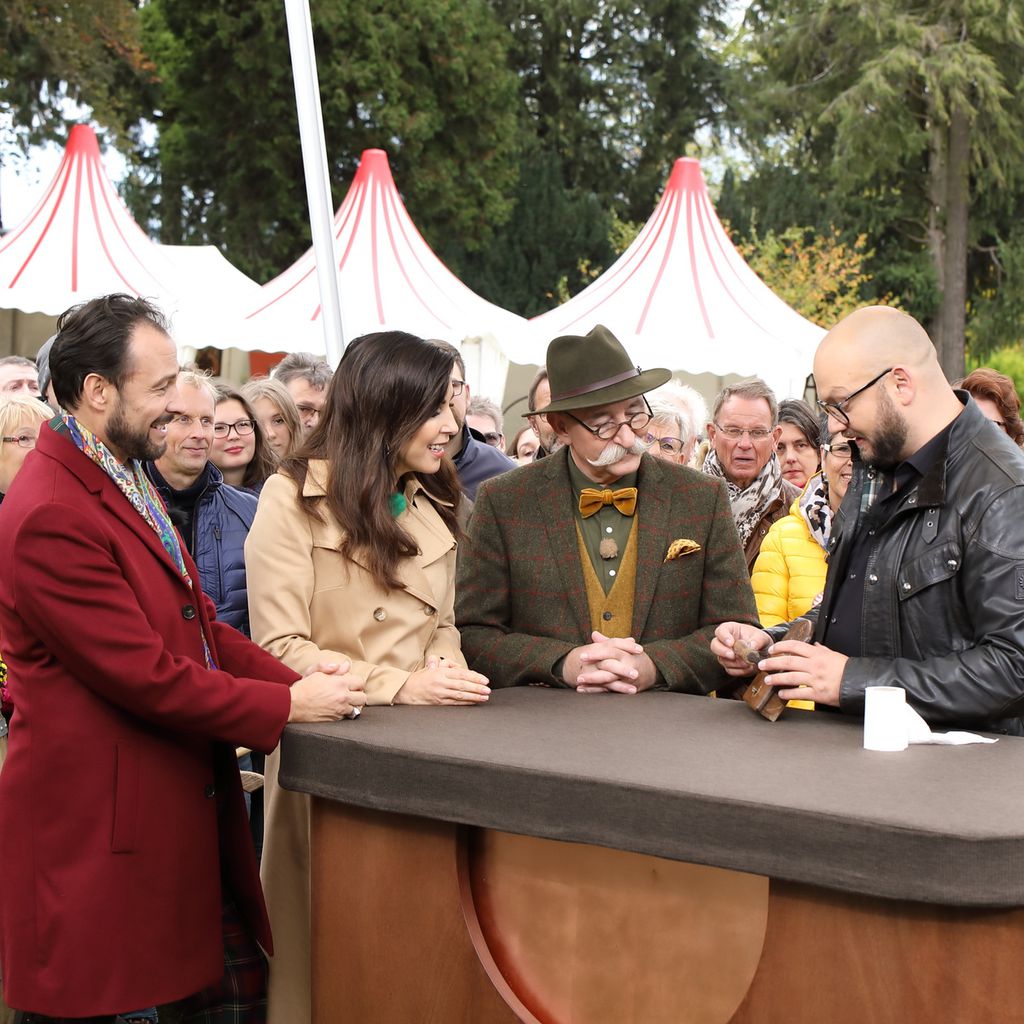 Alexander-Klaus Stecher, Judith Williams, Horst Lichter und Sven Deutschmanek bei "Bares für Rares"
