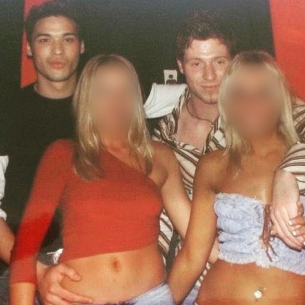 "Unter uns"-Star Alexander Milo mit Freunden