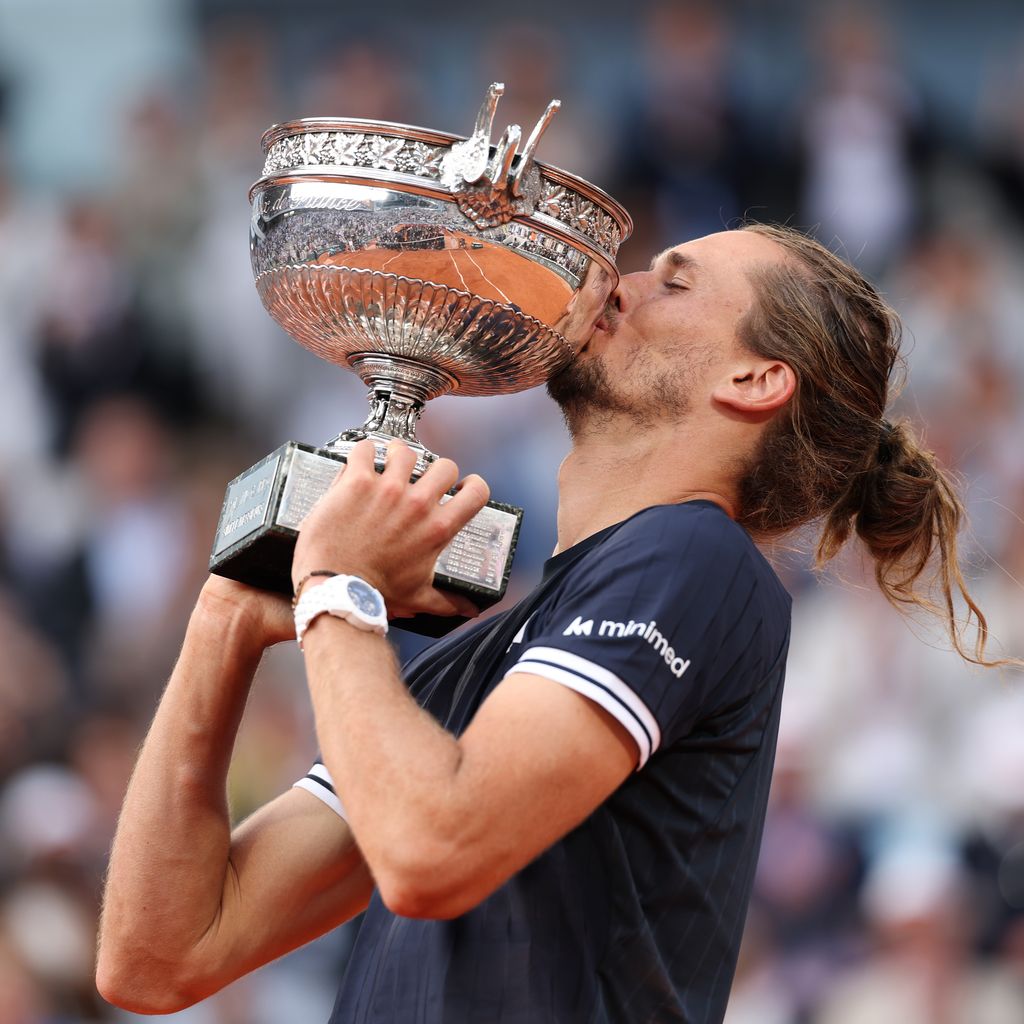 Alexander Zverev nach seinem Finalsieg bei den French Open 2026 in Paris