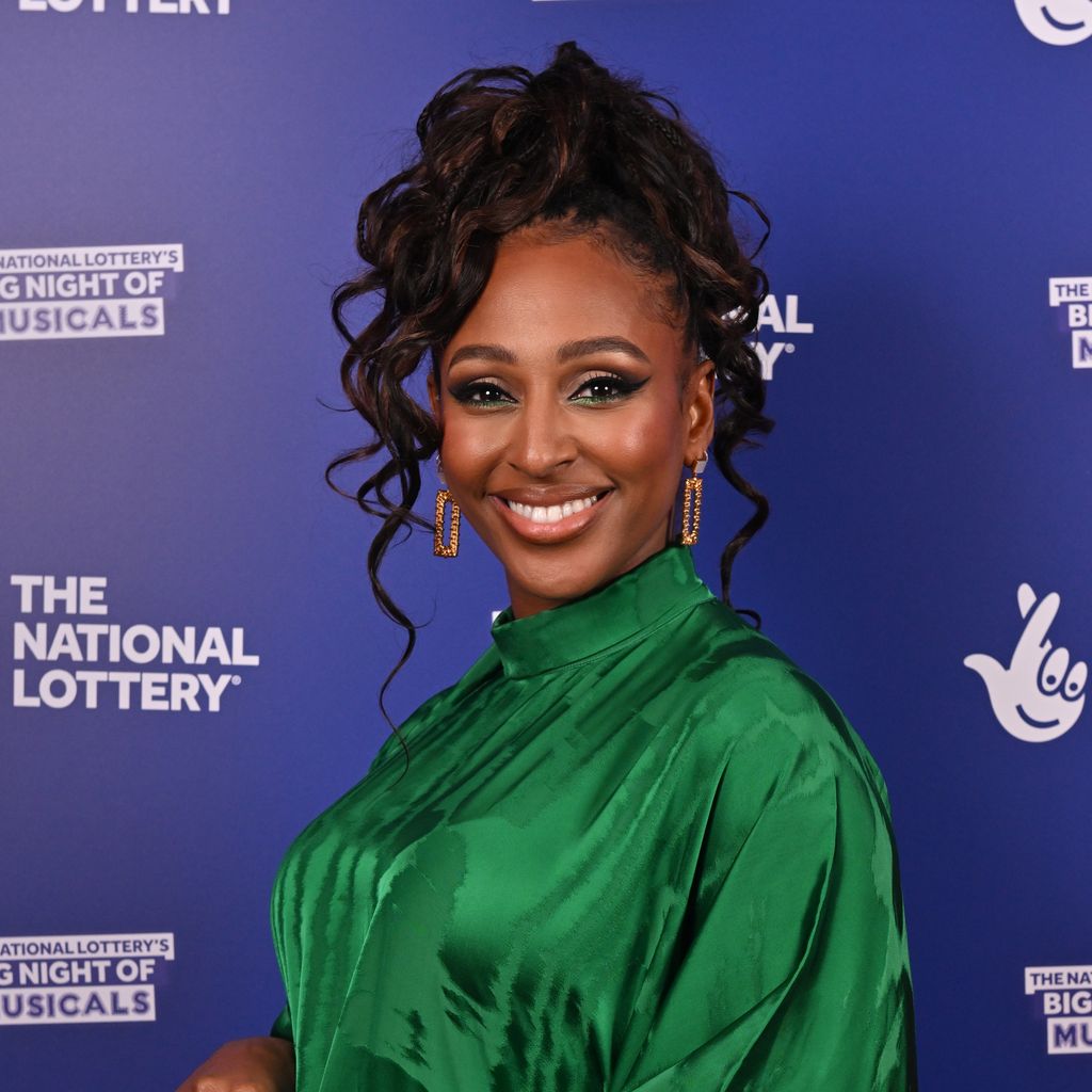 Alexandra Burke, Sängerin