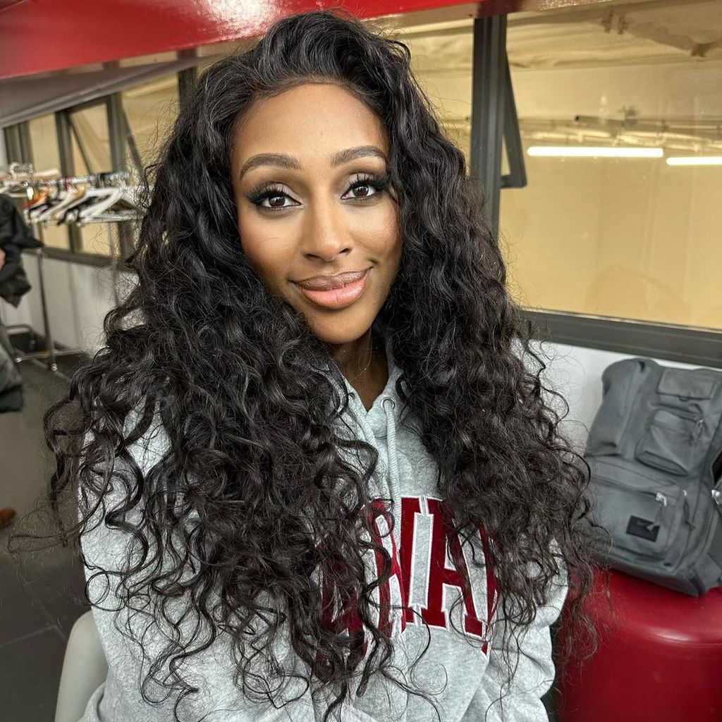Alexandra Burke, Sängerin