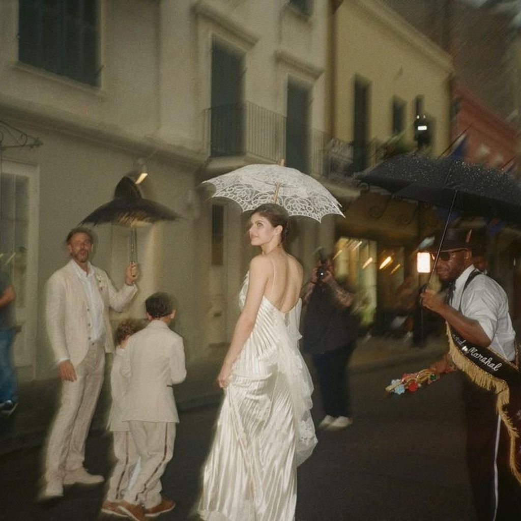 Alexandra Daddario an ihrem Hochzeitstag