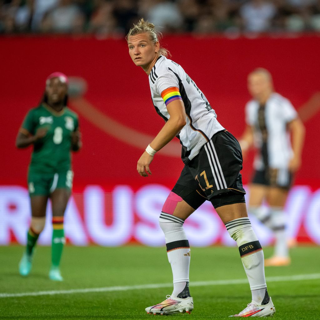 Alexandra Popp, Fußballerin