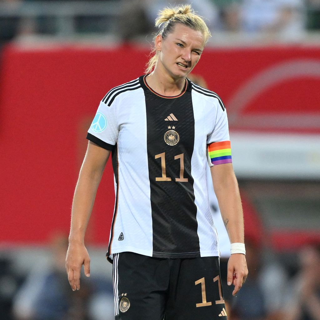 Alexandra Popp, Fußballerin