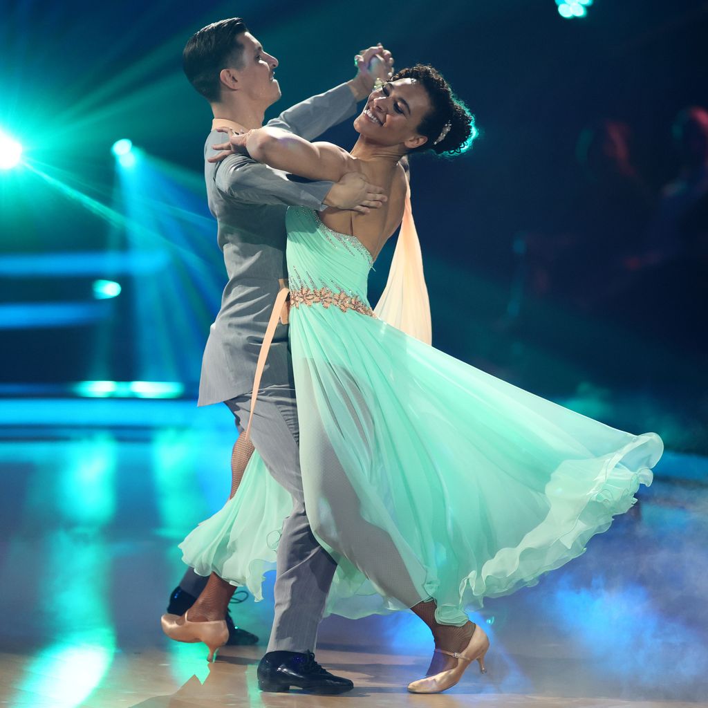 Alexandru Ionel und Marie Mouroum, "Let's Dance" im März 2025