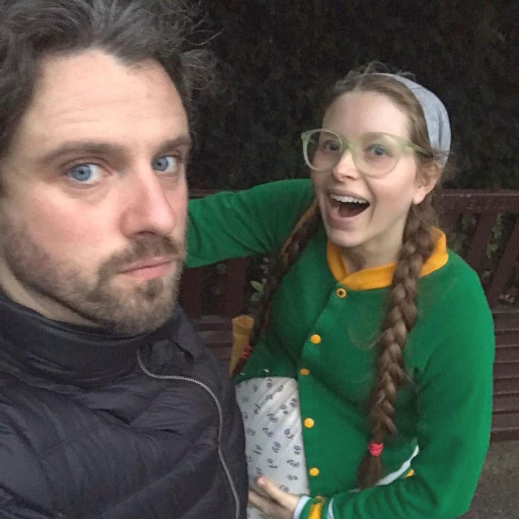 Alfie Brown und Jessie Cave