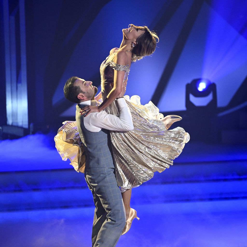 Ali Güngörmüs mit Patricija Ionel bei "Let's Dance"