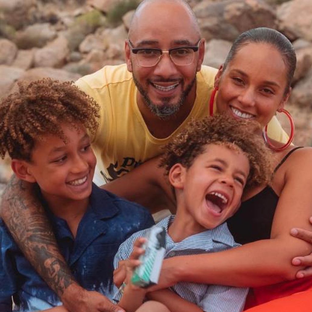 Alicia Keys mit ihrem Mann und ihren Söhnen Egypt und Genesis