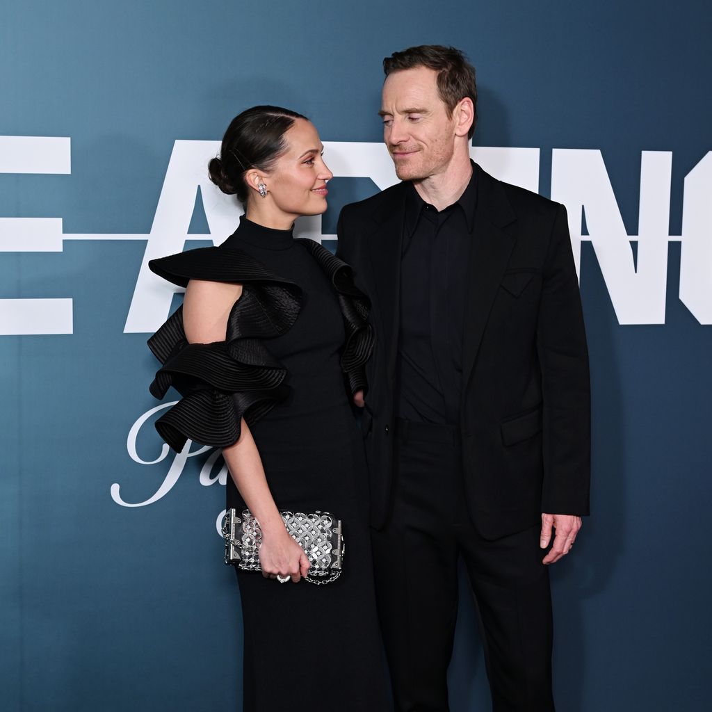 Alicia Vikander und Michael Fassbender im November 2024 in London