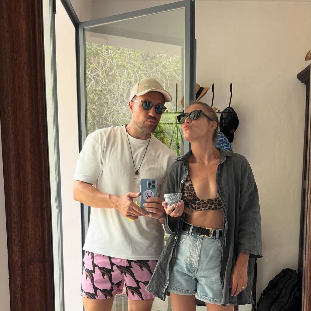 Alina Merkau mit ihrem Mann, August 2025