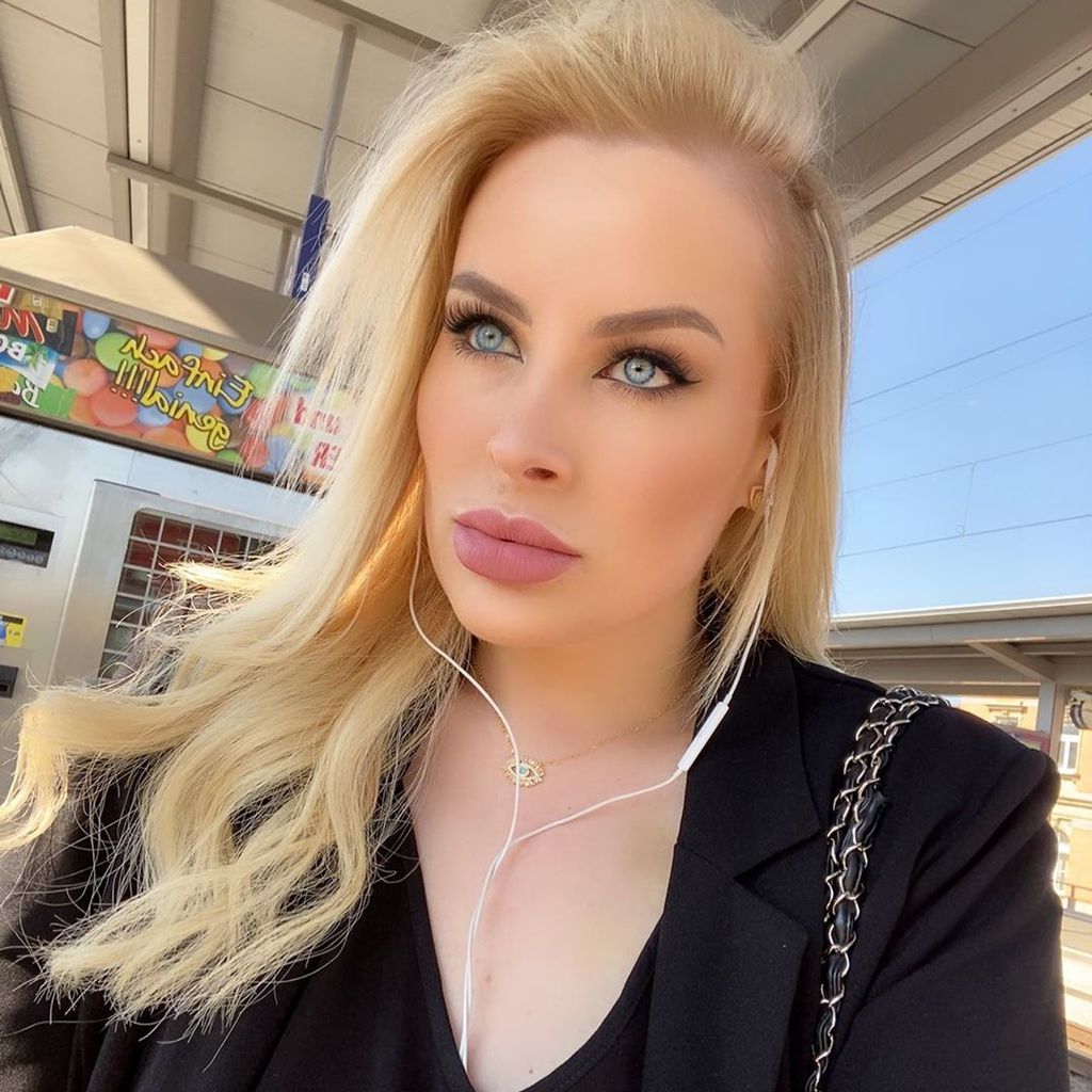 Die ehemalige DSDS-Kandidatin Aline Bachmann