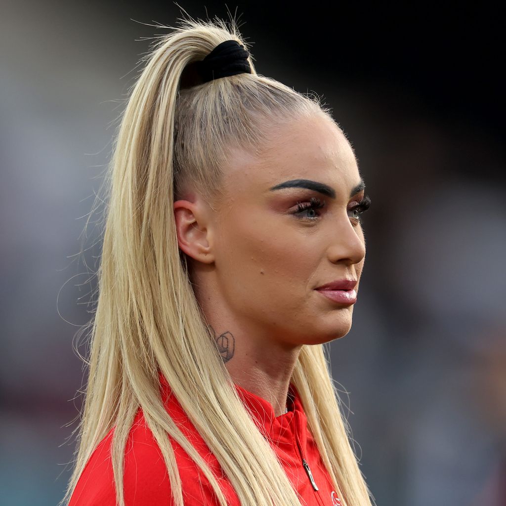 Alisha Lehmann, Profifußballerin