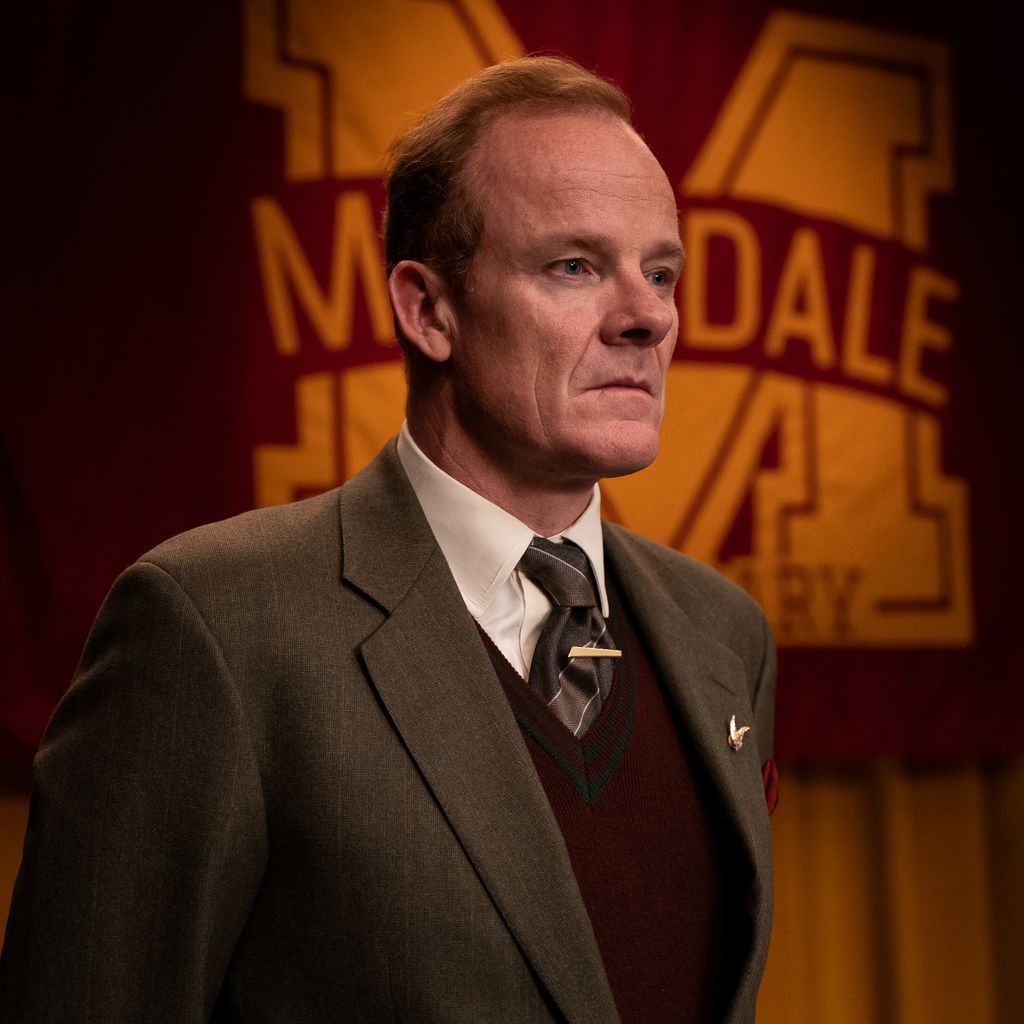 Alistair Petrie als Mr. Groff in "Sex Education"