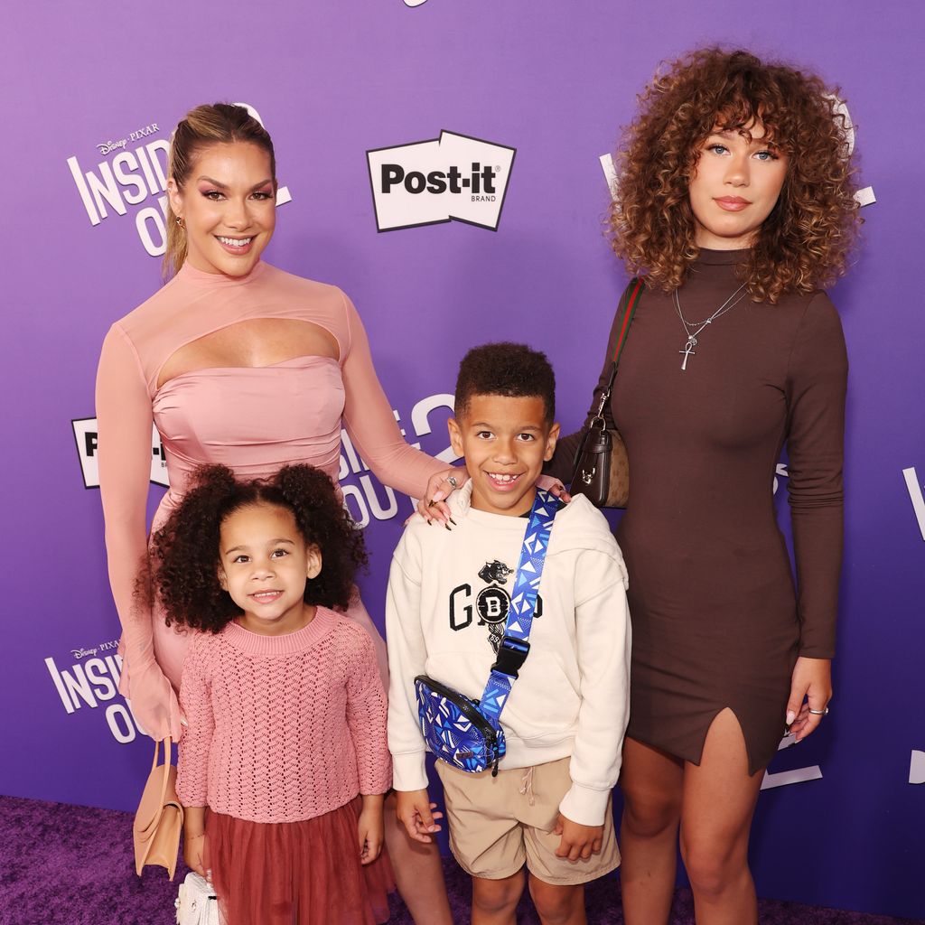 Allison Holker und ihre Kinder Zaia Boss, Maddox Boss und Weslie Fowler