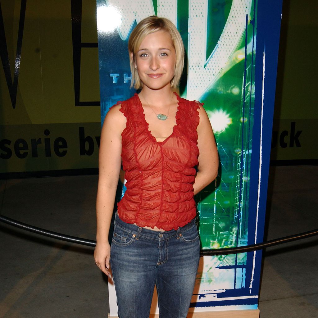 Allison Mack im Juli 2002