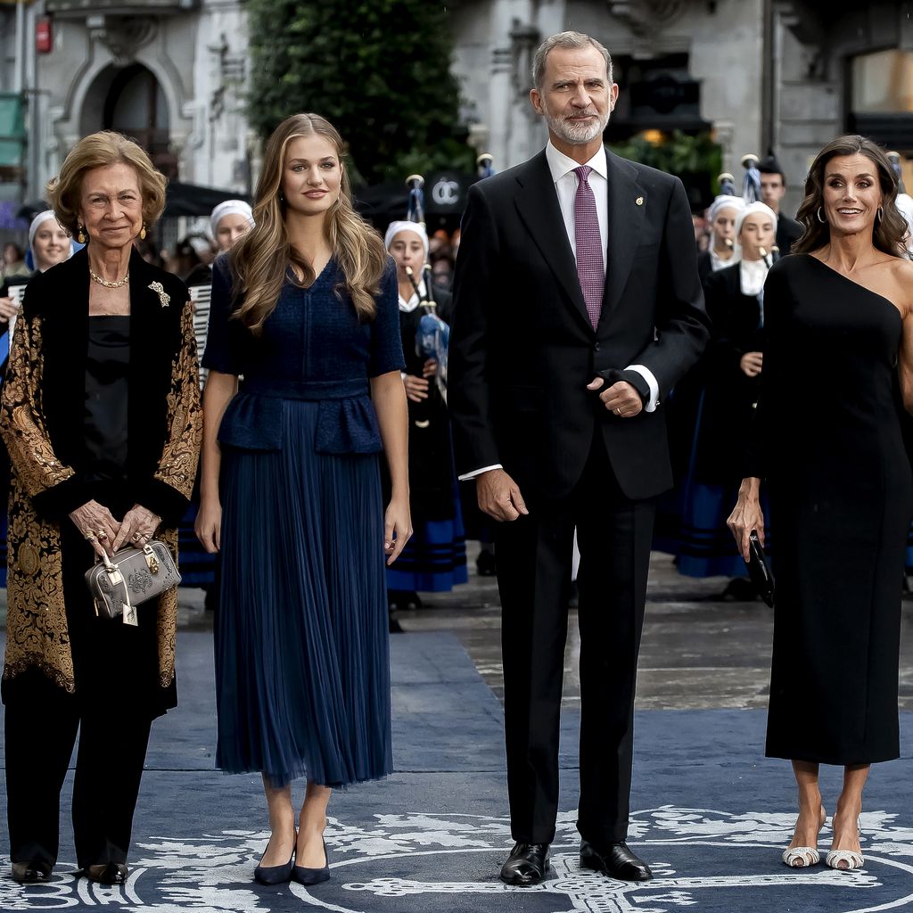 Altkönigin Sofia, Prinzessin Leonor, König Felipe, Königin Letizia und Prinzessin Sofia