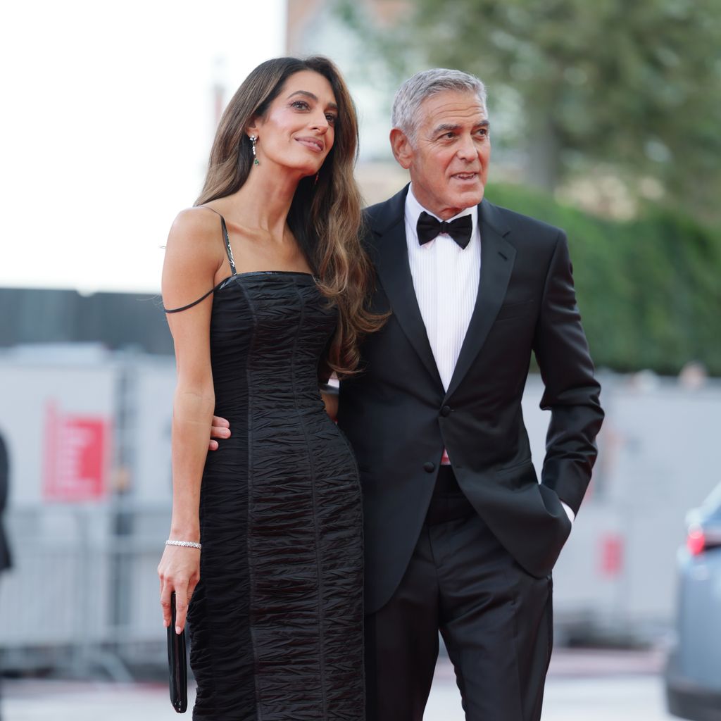 Amal Clooney und George Clooney auf dem roten Teppich bei der Vorführung von "Ink" während der 83. Filmfestspiele von Venedig 2026