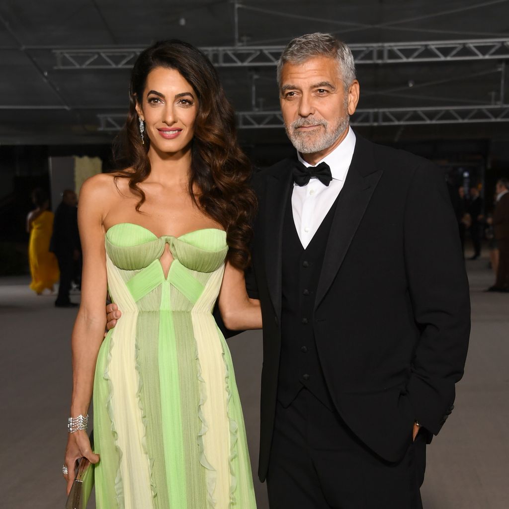 Amal Clooney mit ihrem Mann George im Oktober 2022 in Los Angeles