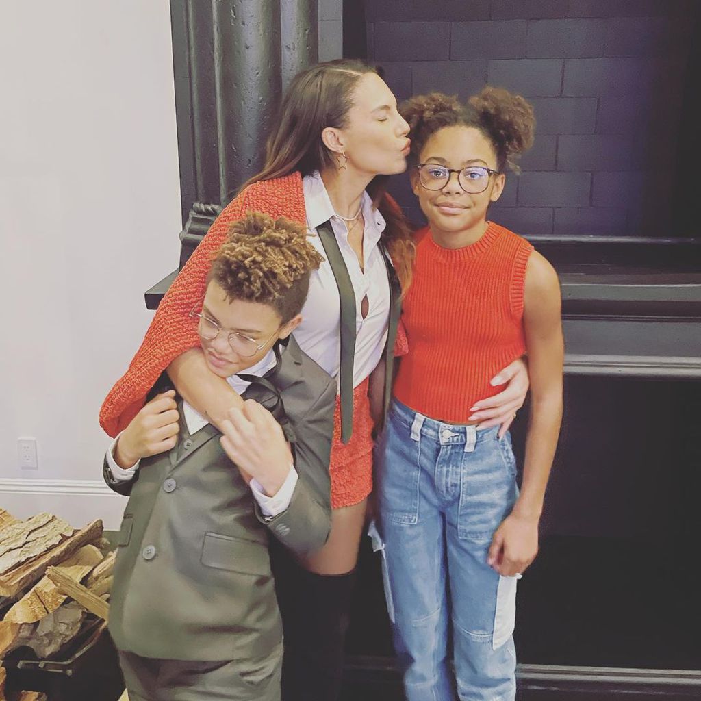Amanza Smith mit ihren Kindern Braker und Noah