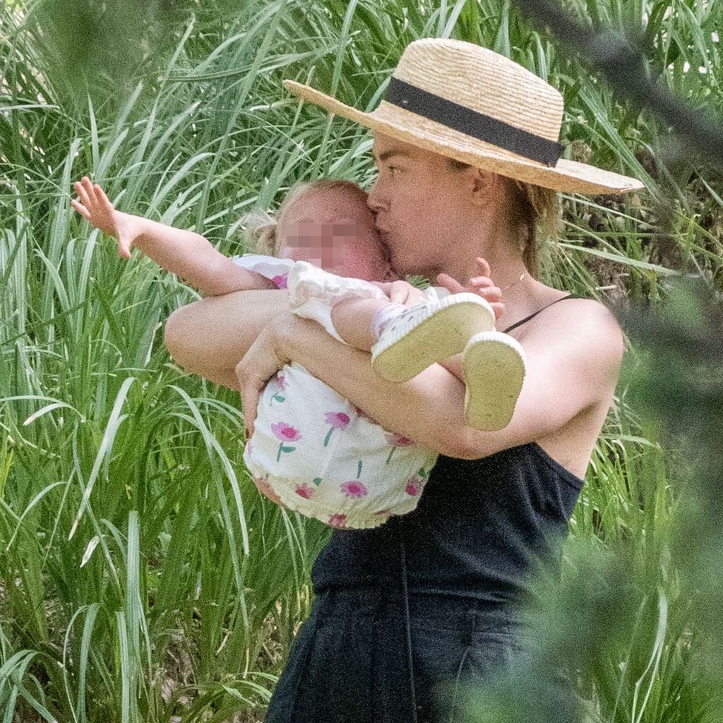 Amber Heard mit ihrer Tochter Oonagh, 2023