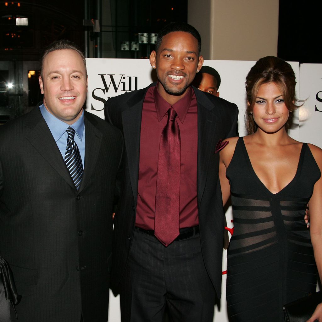 Amber Valletta, Kevin James, Will Smith und Eva Mendes auf der Weltpremiere von "Hitch" in New York
