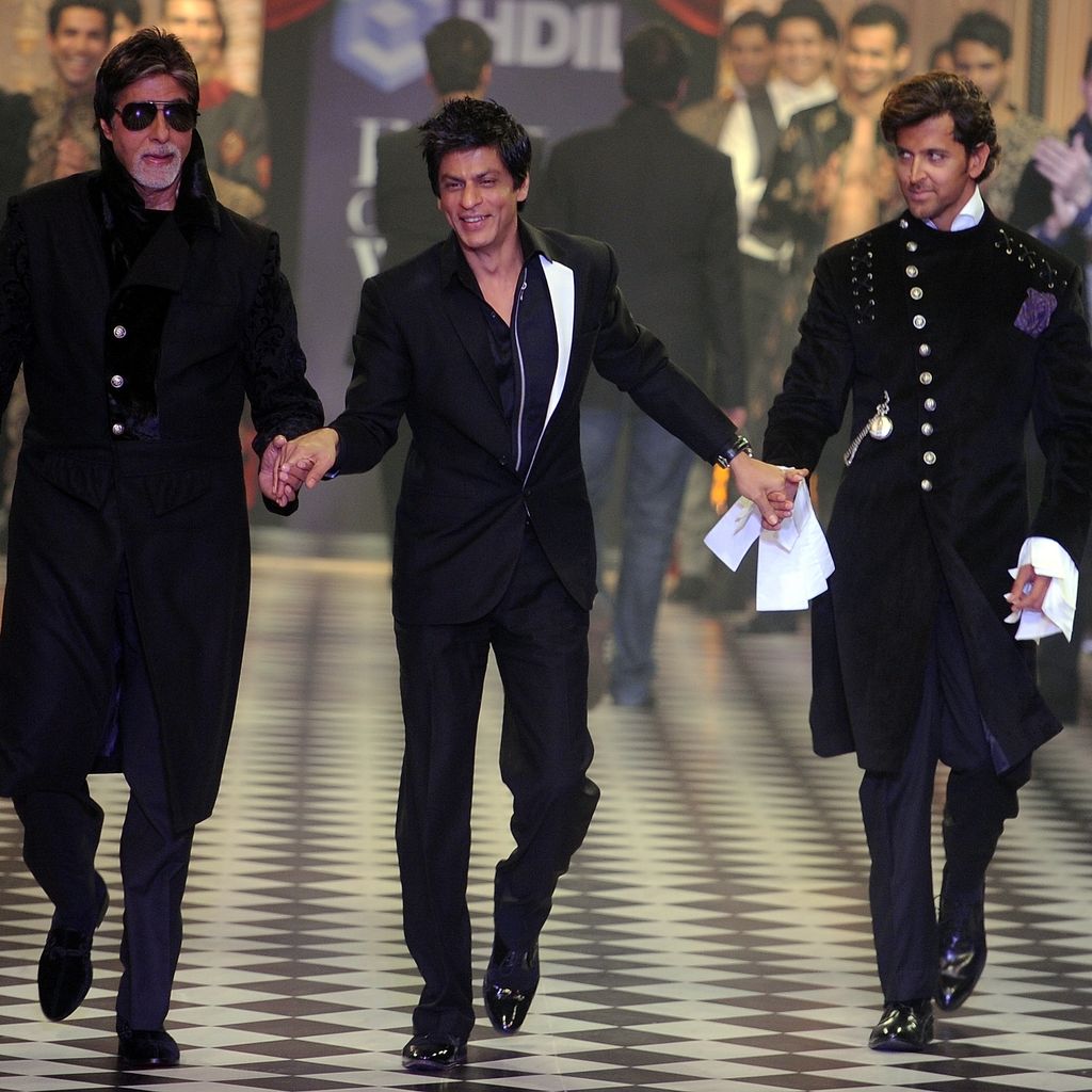 Amitabh Bachchan, Shah Rukh Khan und Hrithik Roshan bei der HDIL India Couture Week in Mumbai, Oktober 2010