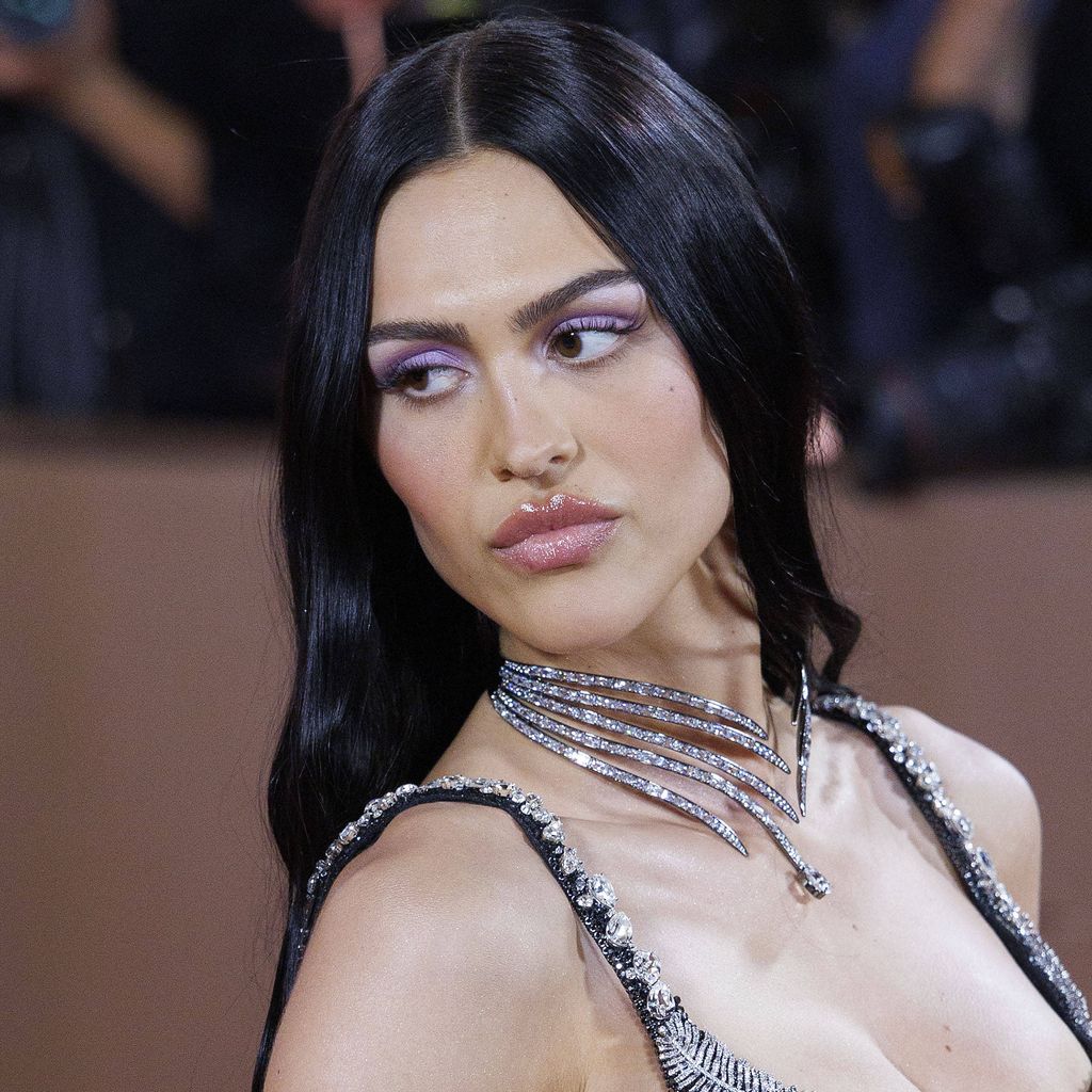 Amelia Gray Hamlin auf dem roten Teppich bei den Golden Globes 2026 in Beverly Hills