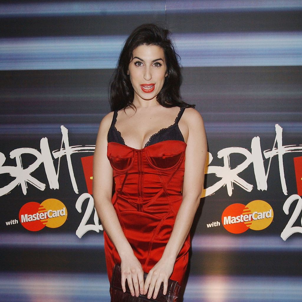 Amy Winehouse im Park Lane Hotel in London, 2004