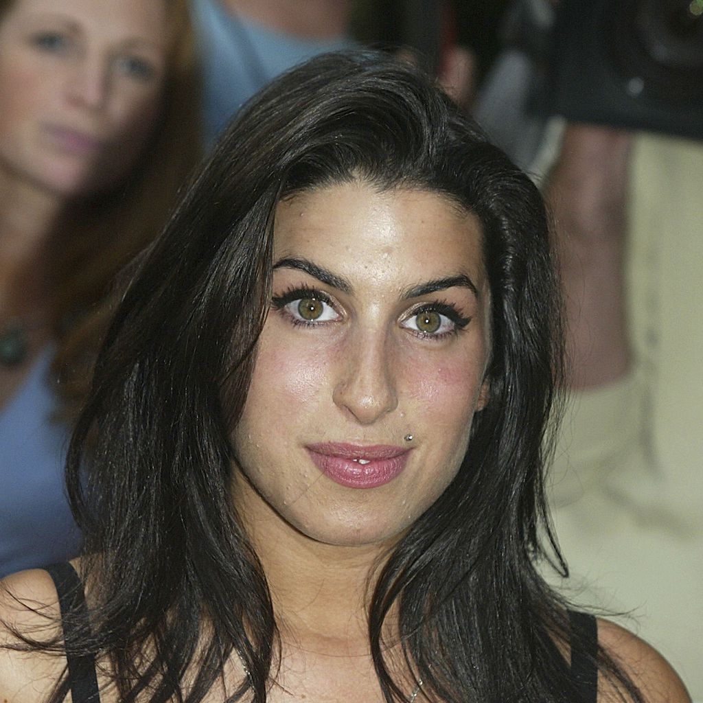 Amy Winehouse, 2004