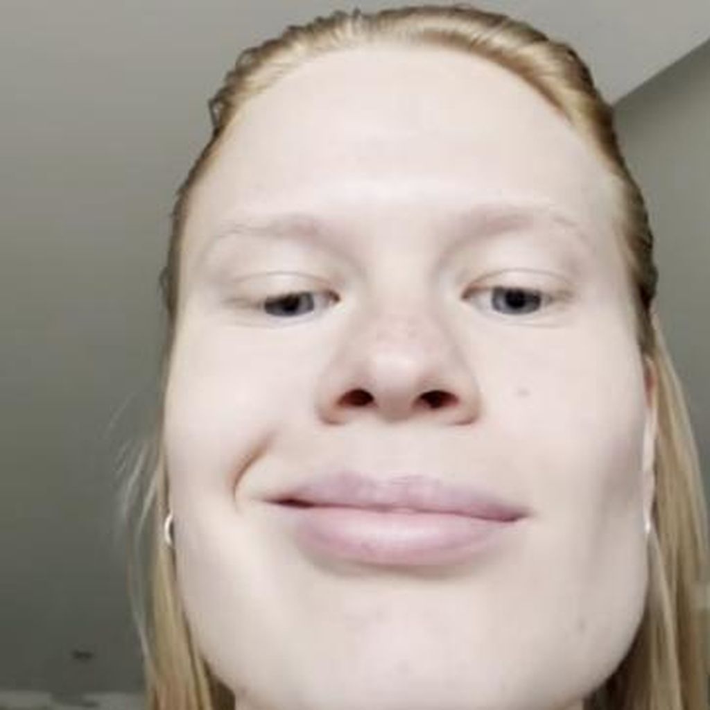Anastasia Kostromitina im Direktvergleich mit Erling Haalnd