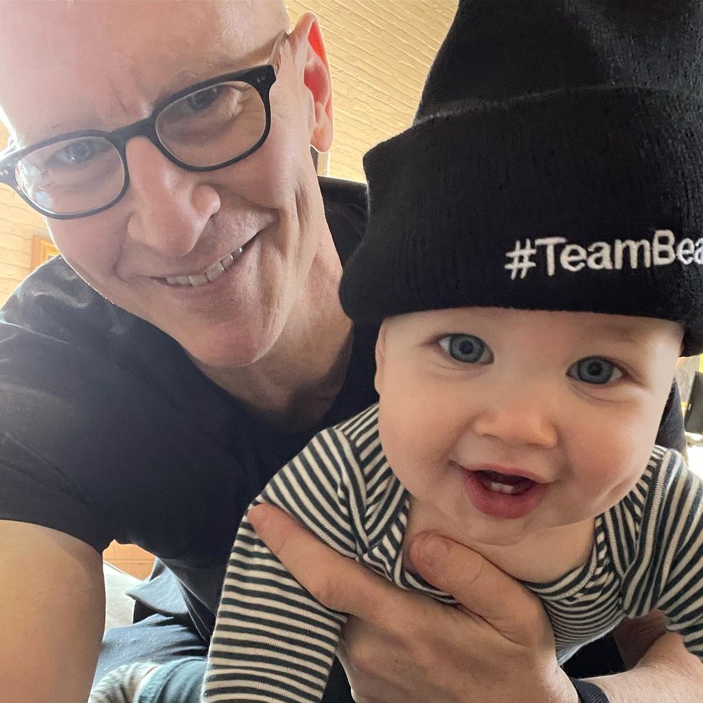 Anderson Cooper mit seinem Sohn Wyatt im März 2021