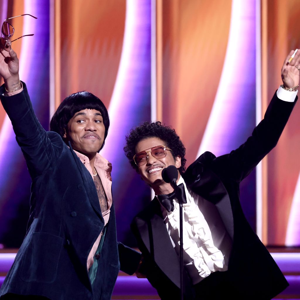 Anderson .Paak und Bruno Mars alias Silk Sonic bei den Grammy Awards 2022