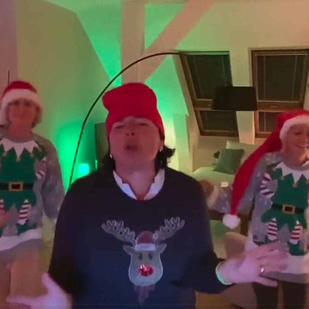 Andrea Plewig, Vera Int-Veen und ihre Frau Obi im Dezember 2019
