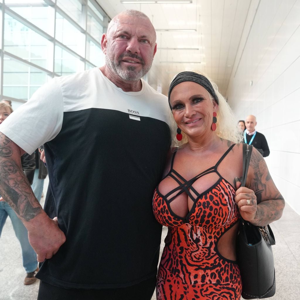 Andreas und Caro Robens bei der Eröffnung der Fitness- und Wellnessmesse FIBO 2026 in Köln