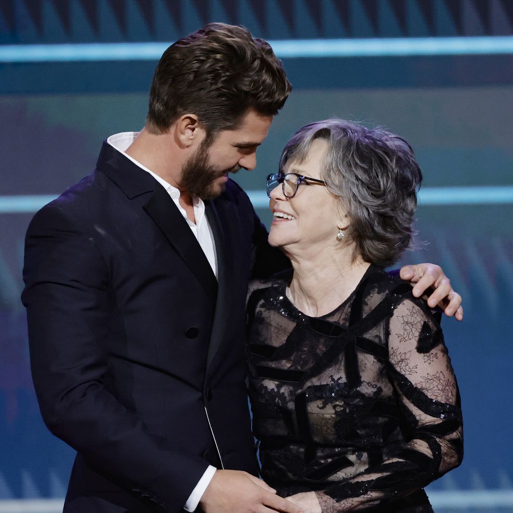 Andrew Garfield und Sally Field bei den SAG Awards 2023