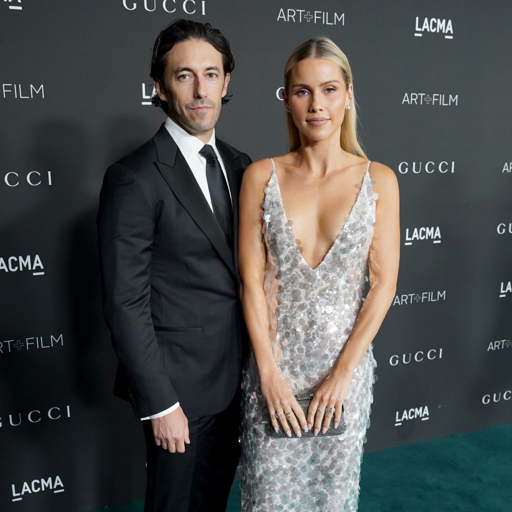 Andrew Joblon und Claire Holt im November 2021